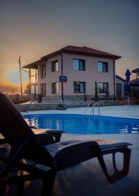 Guest House в Елена - снимка 2