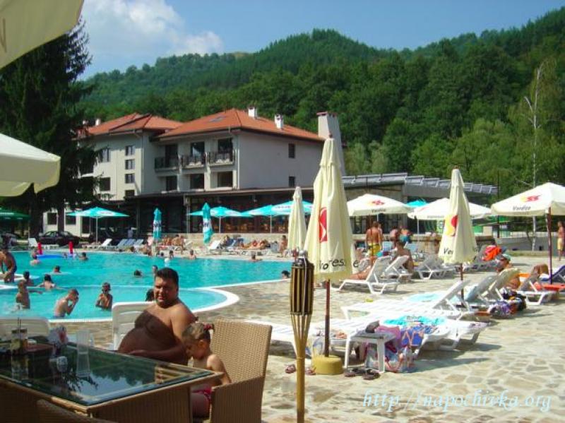 Лято семеен хотел Бели Осъм