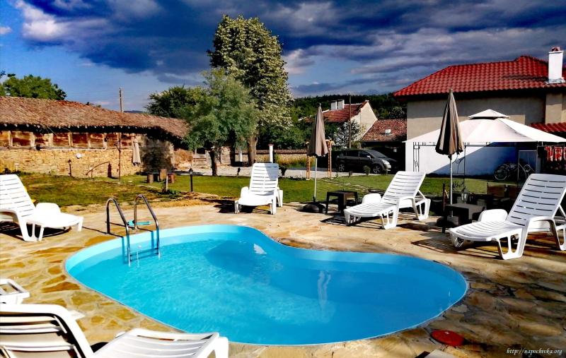 Целогодишно Къща за гости Елена