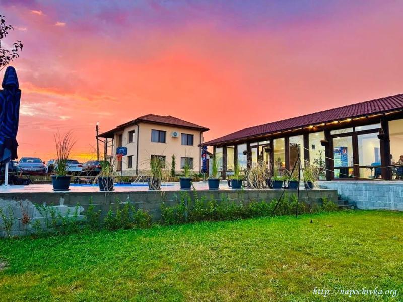 Целогодишно Guest House Елена